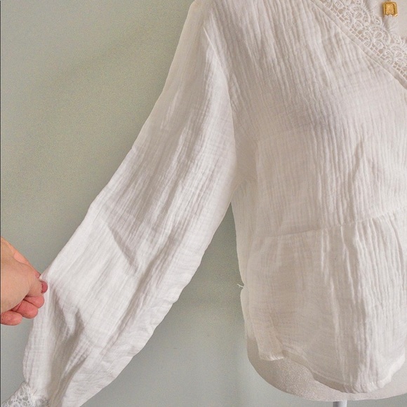 Cotton Gauze Blouse with Lace Trim - Picture 3 of 6